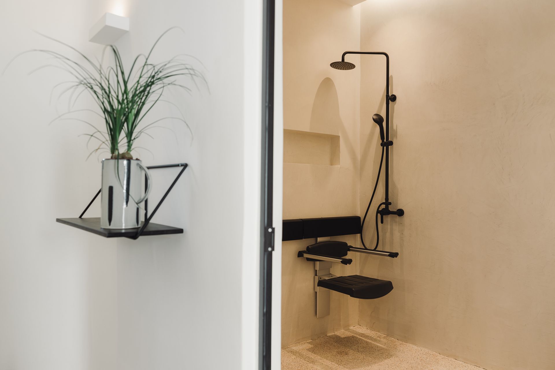 Koukoumi Hotel, Mykonos - Standard Suite